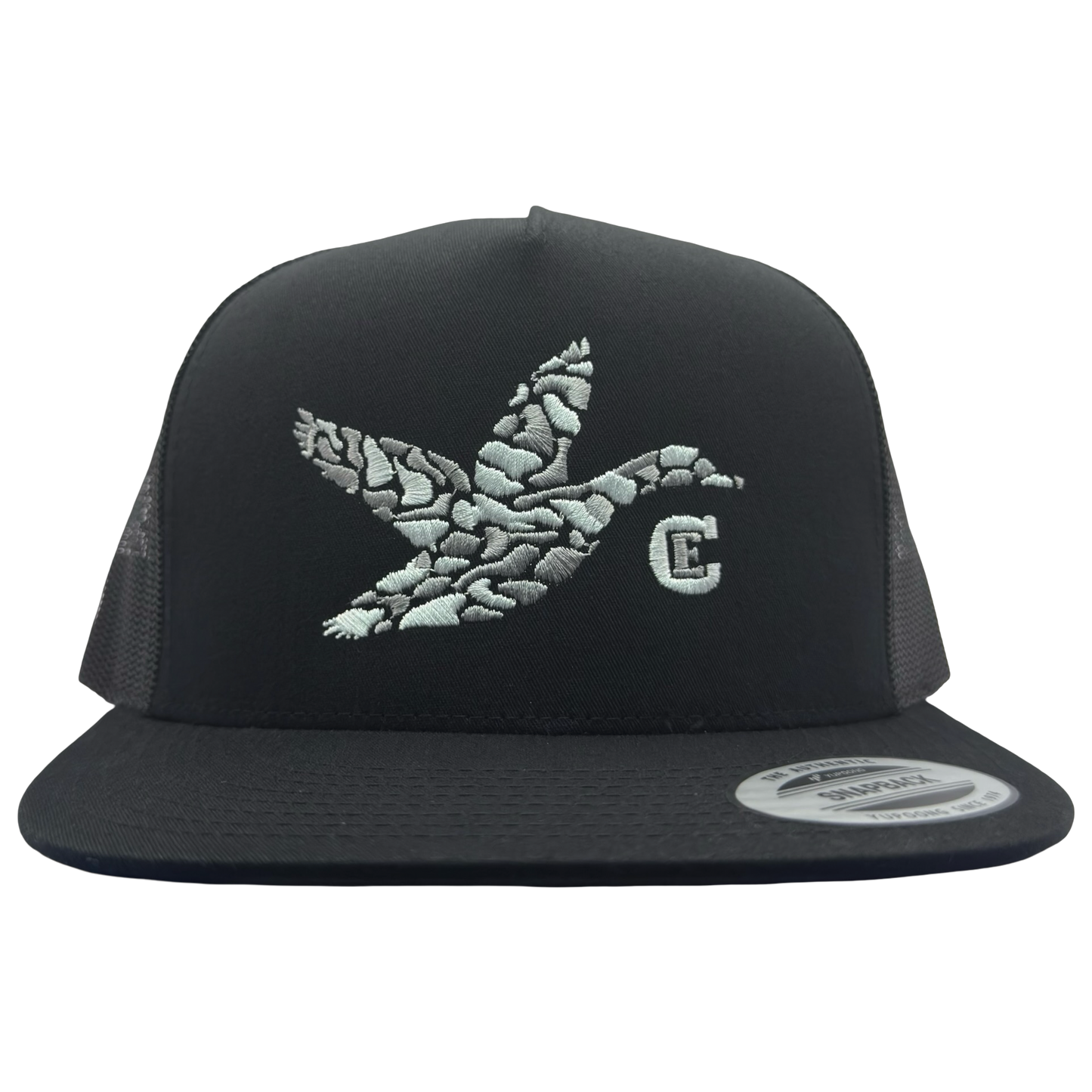 Yupoong 6006 snapback with graphic of duck and the CE logo #black