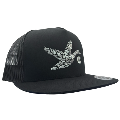 Yupoong 6006 snapback with graphic of duck and the CE logo #black